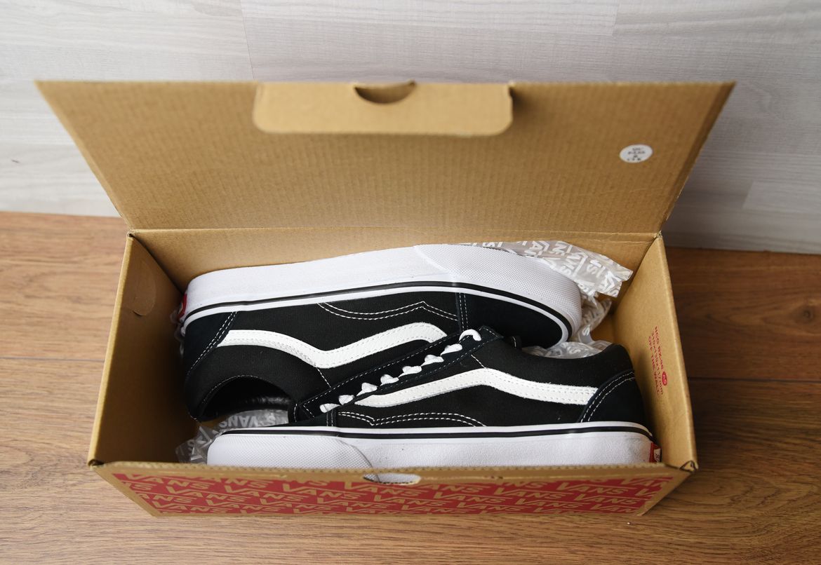Cum poti verifica daca incaltamintea Vans e originala