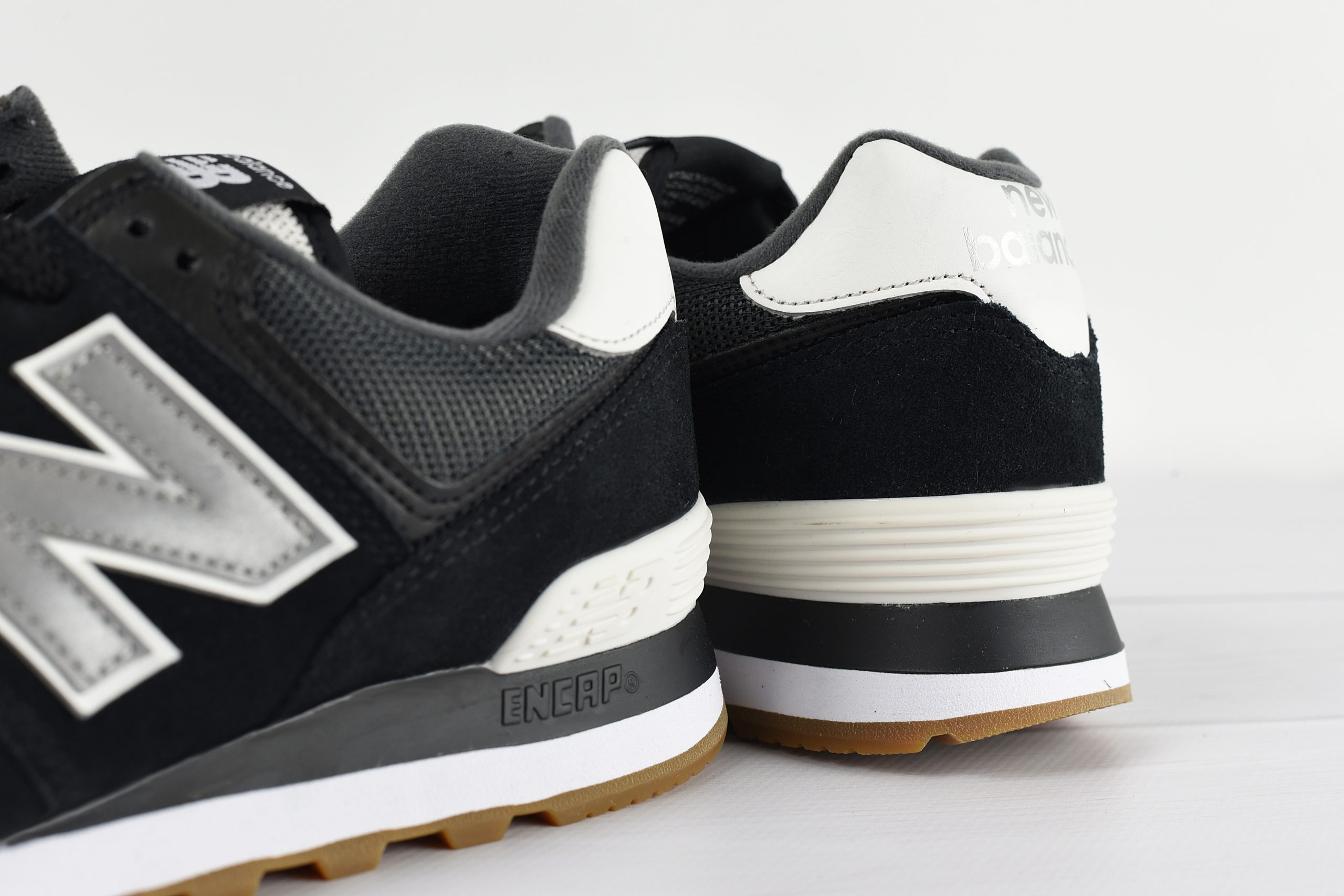 new balance la sigla
